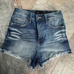 High rise denim shorts Kendall and Kylie